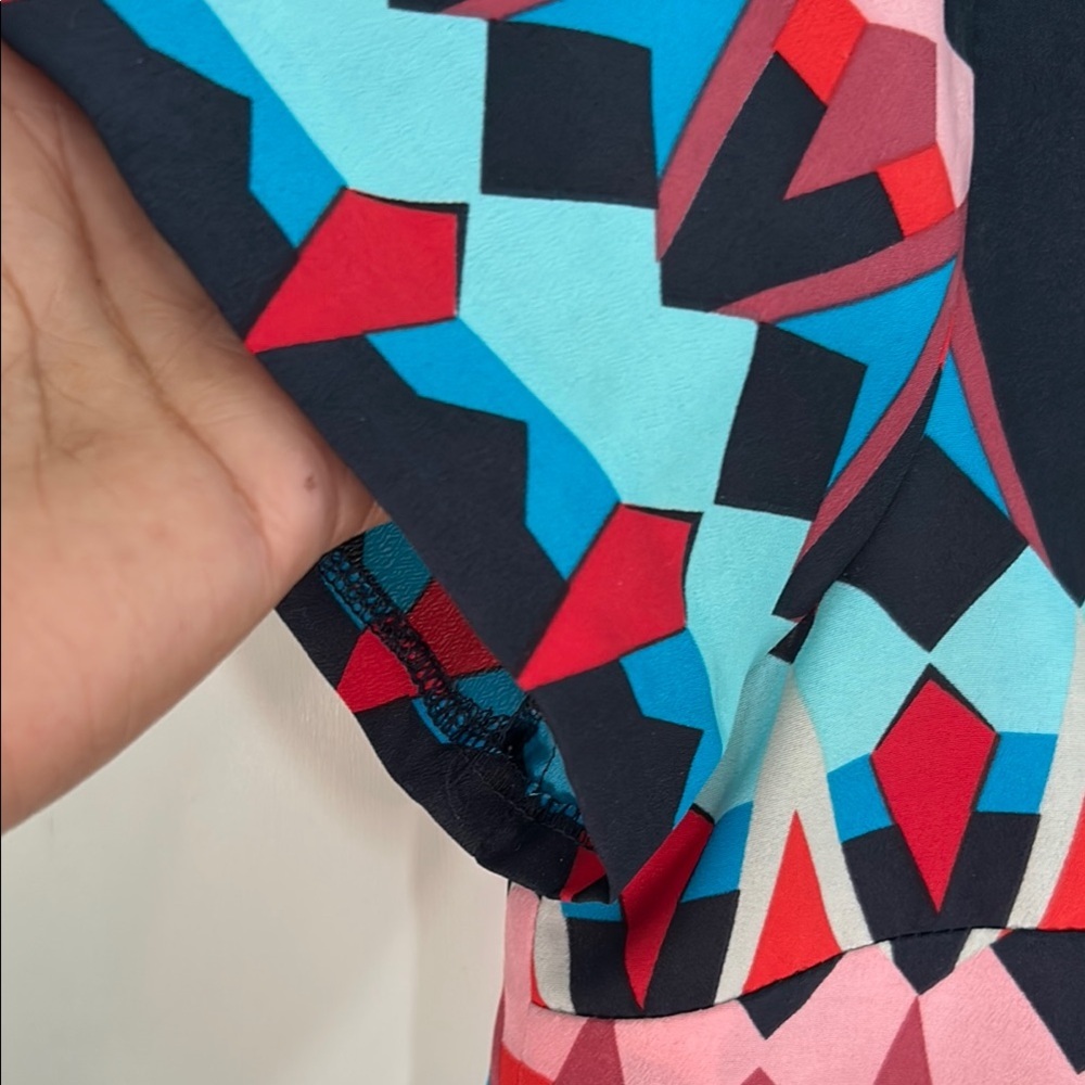 J- crew Geometric Patterned Top - Multicolor - Picture 4 of 9